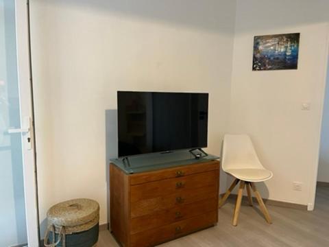 T2! 3 Ou 4 Personnes Centre Ville Neuf Avec Garage Sanary-sur-Mer Eksteriør billede