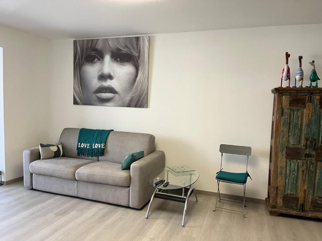 T2! 3 Ou 4 Personnes Centre Ville Neuf Avec Garage Sanary-sur-Mer Eksteriør billede