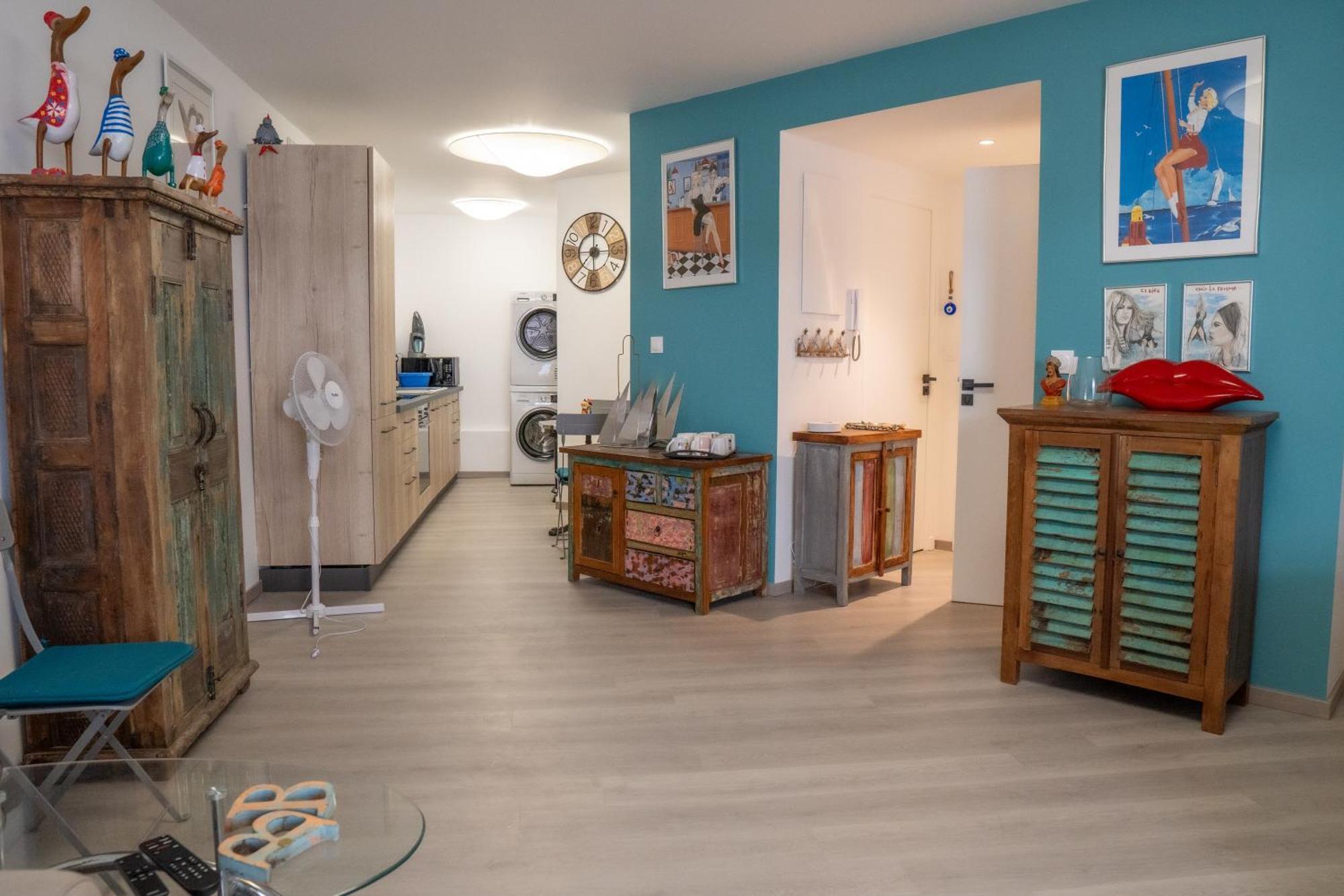 T2! 3 Ou 4 Personnes Centre Ville Neuf Avec Garage Sanary-sur-Mer Eksteriør billede